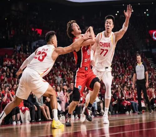 斯卡马卡父,在罗马基地,内破坏多辆,MG,MG入口,MG官网,MG官方入口,MG官方网址