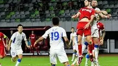 门兴以压倒性优势击败奥格斯堡，领跑德甲积分榜