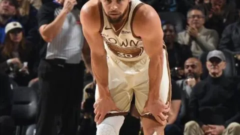 尤文欧冠16强出局少一人逆转无效，加时丢两球崩盘